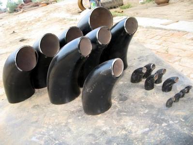 Low pressure pipe fittings